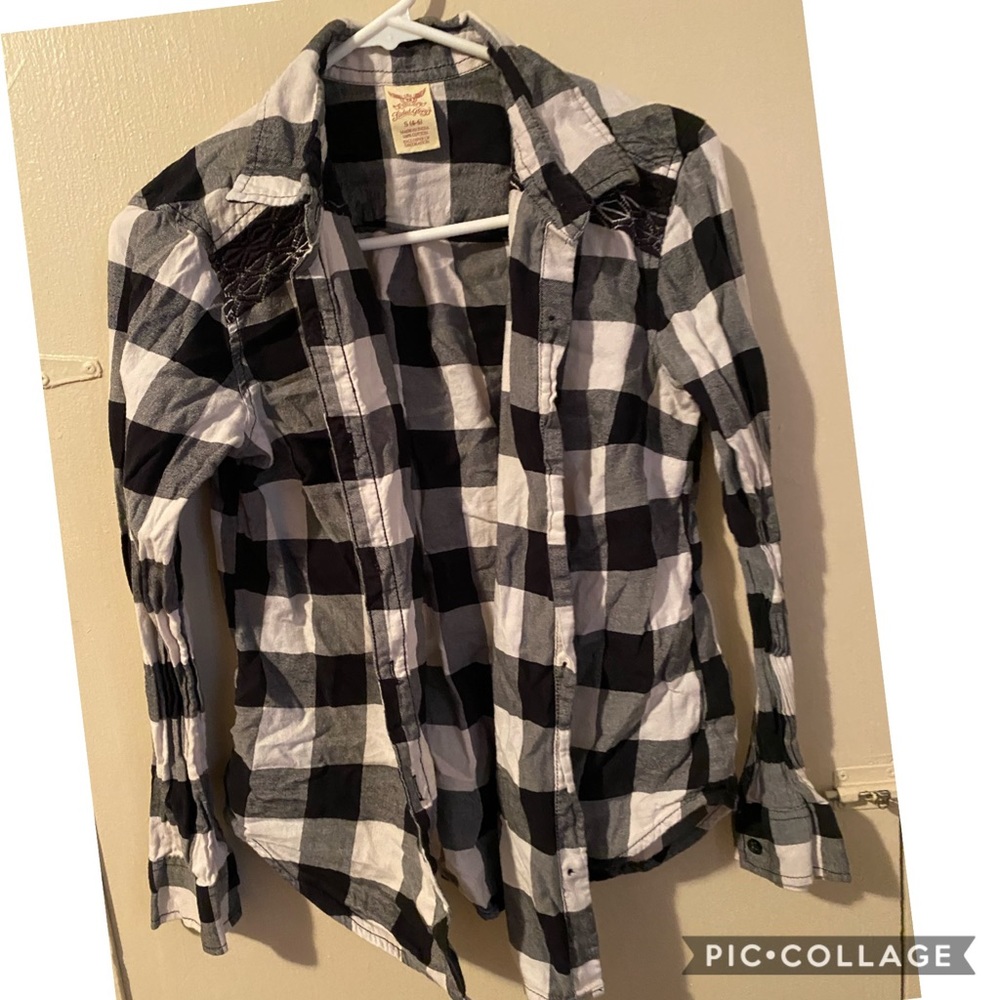 Black/White plaid long sleeve shirt w black lace